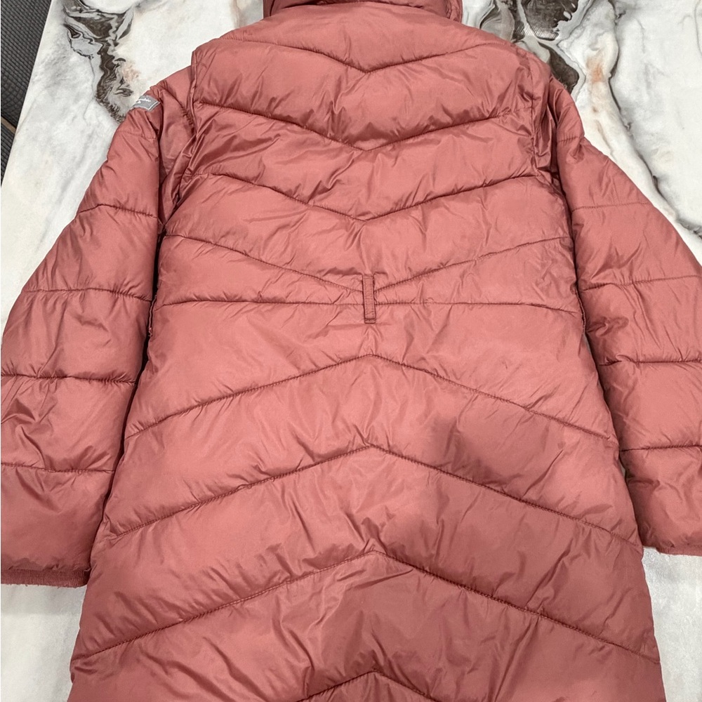 Abercrombie & Fitch Dusty Rose Puffer Jacket - Picture 8 of 10